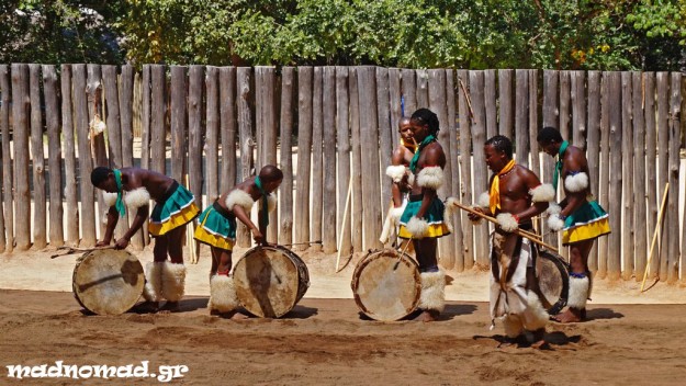 Traditional dancing to the rhythm of the drums!
