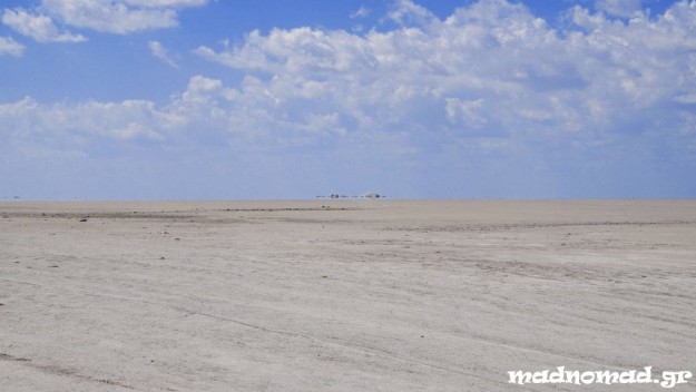 Τα Makgadikgadi Pans, στην ευρύτερη περιοχή της Ερήμου Καλαχάρι, αποτελούν το μεγαλύτερο δίκτυο αλυκών στον κόσμο!